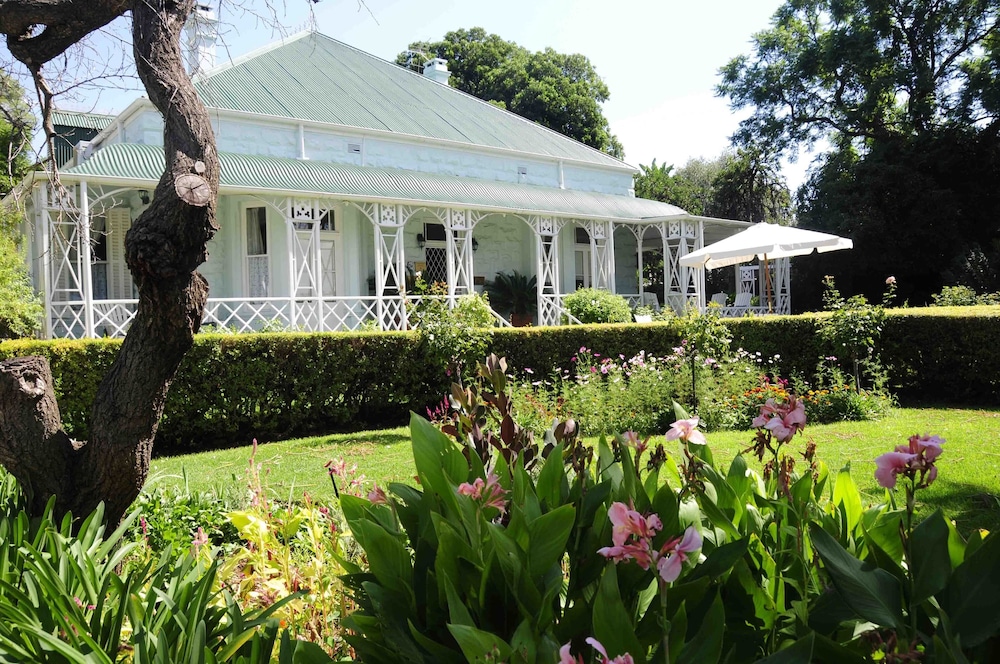 Adley House Guesthouse 41/47