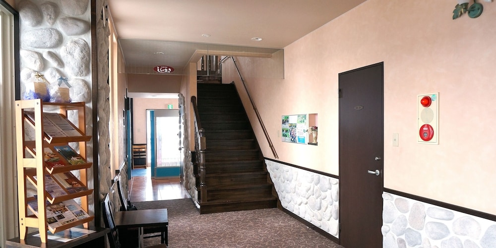 Petit Hotel Blaneneige 35/66