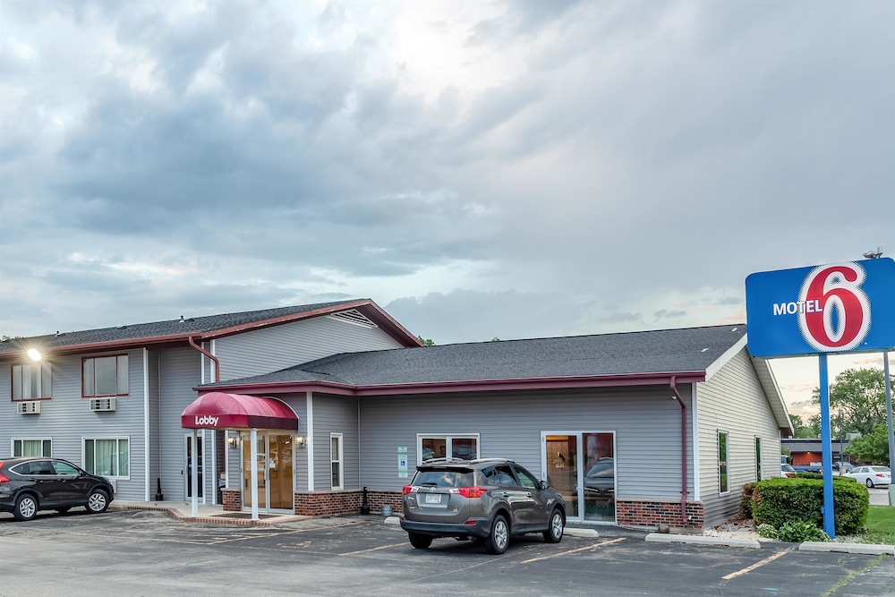Motel6 Fond Du Lac, WI 1/52