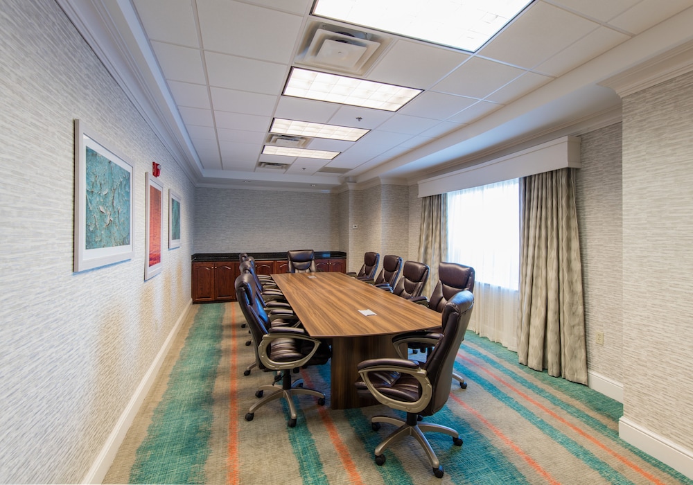 Holiday Inn Hotel And Suites Lake City 39/42