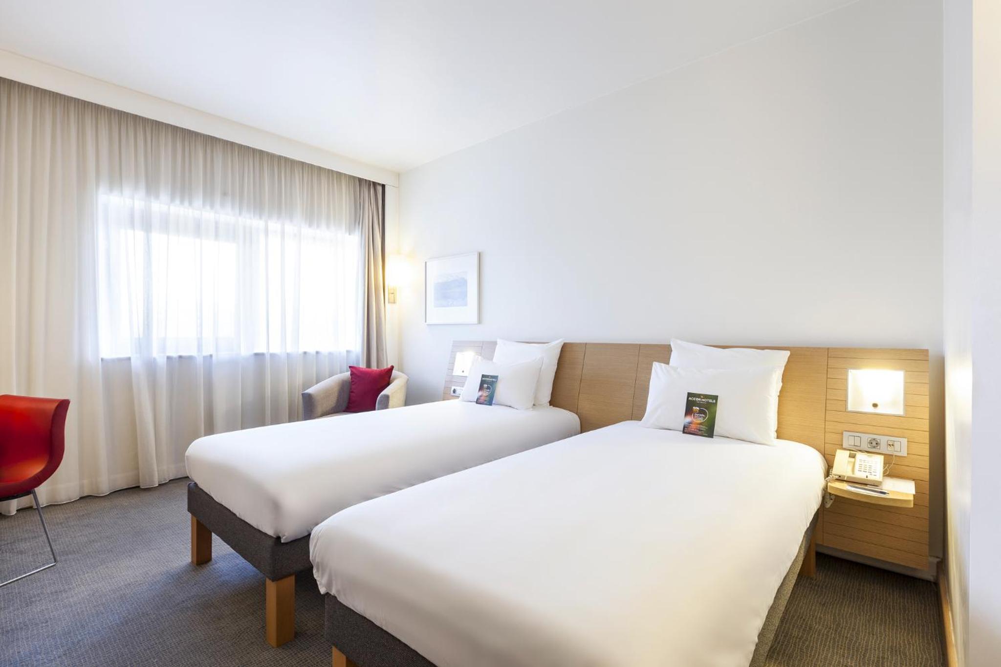 Standard, Twin Beds, Novotel Poissy Orgeval 7/10