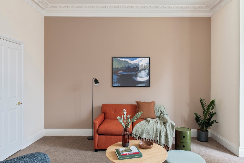 SACO Reading - Castle Crescent 51/64