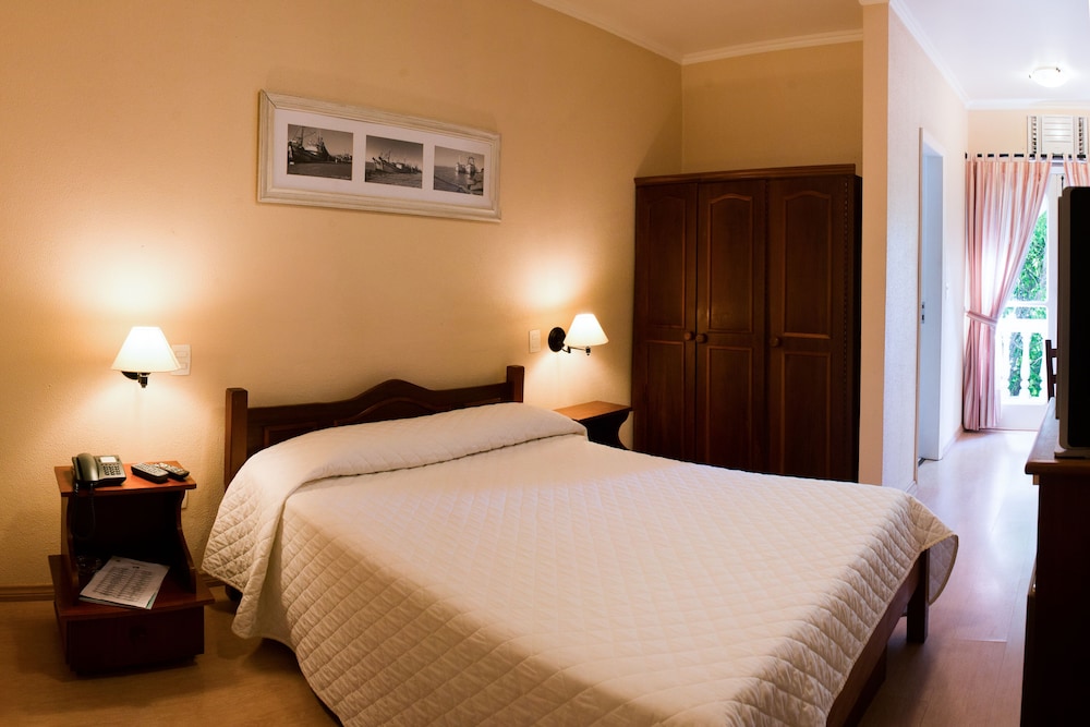 Hotel Atlantico Praia 13/50
