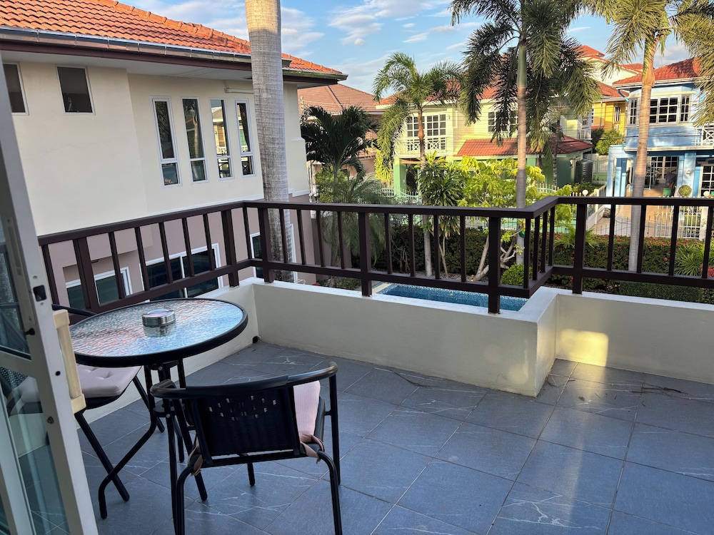 Abani Jomtien Inn 45/50