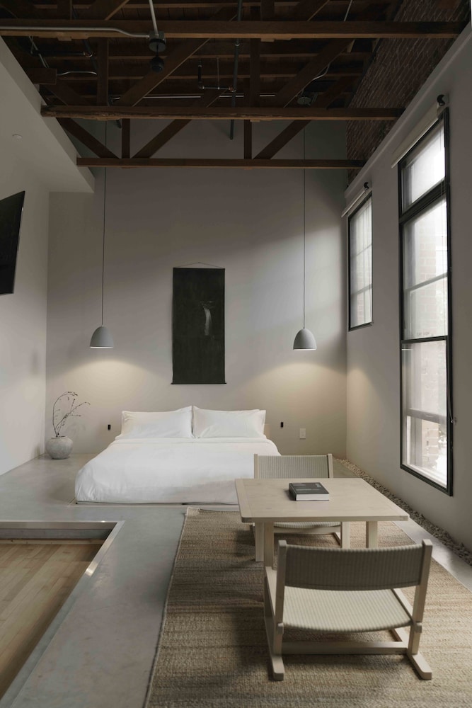 Kodo Hotel 47/48