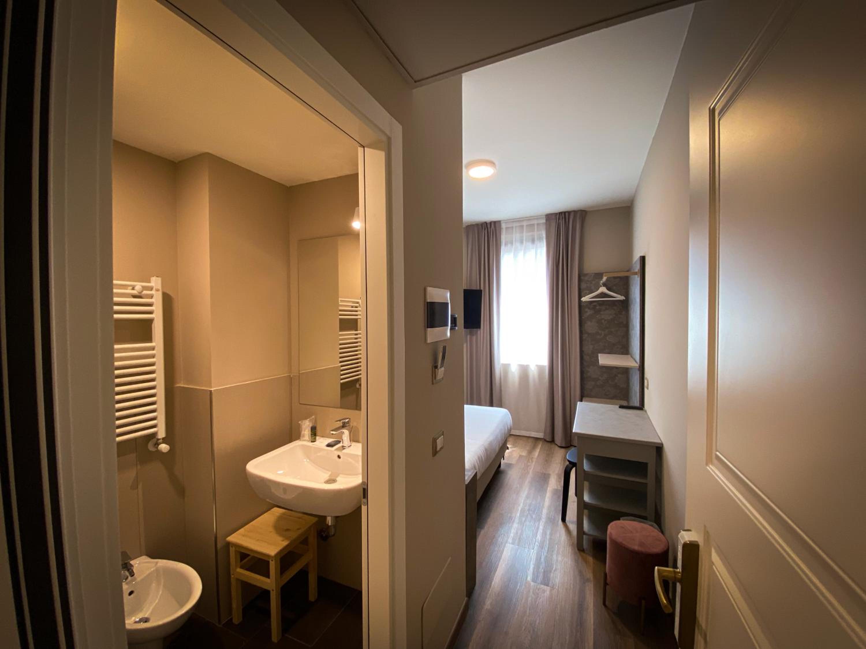 Della Rosa Hotel Ancona 35/36