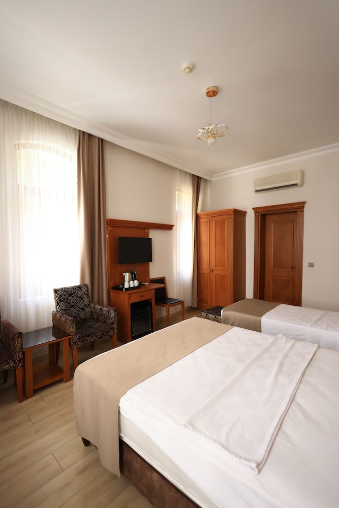 Hotel New House 30/68