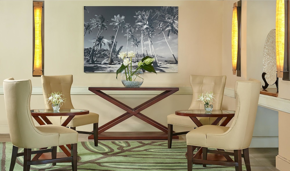 AQUA PALMS WAIKIKI 39/41