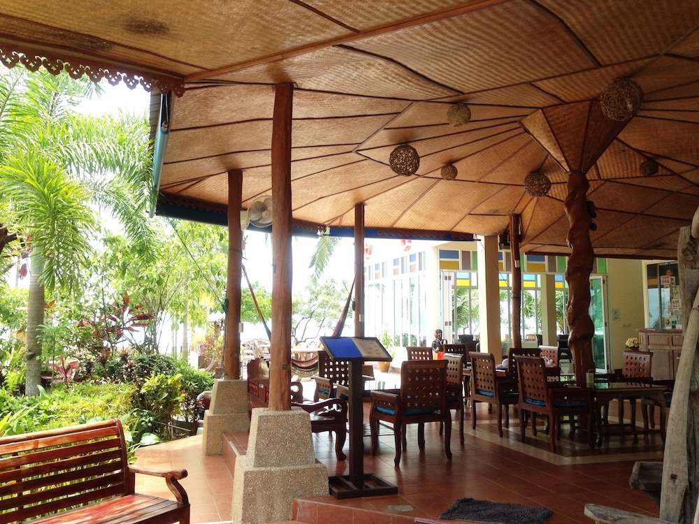 Bailan Beach Resort 62/78