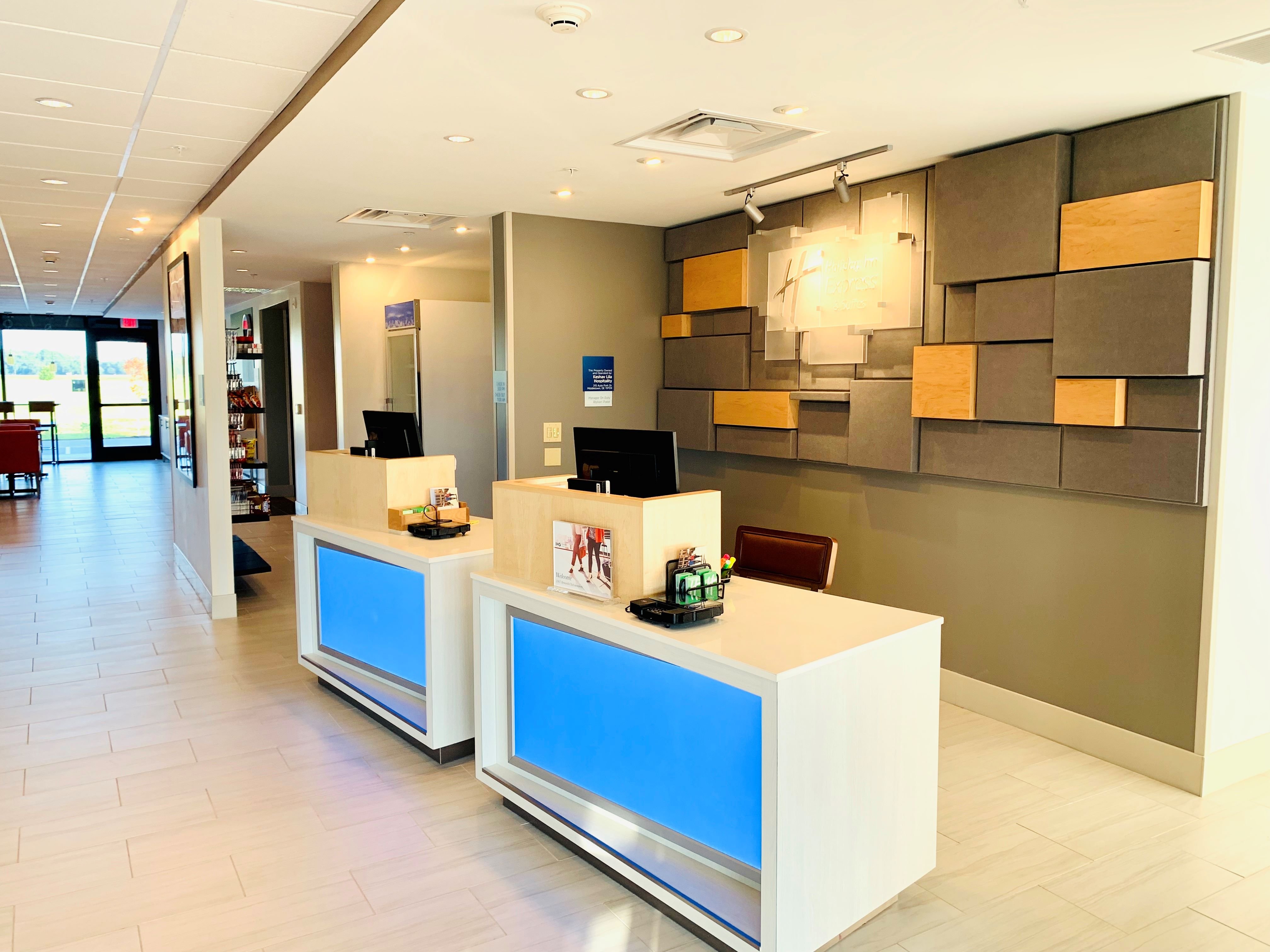 Holiday Inn Express Suites Middletown 3/33