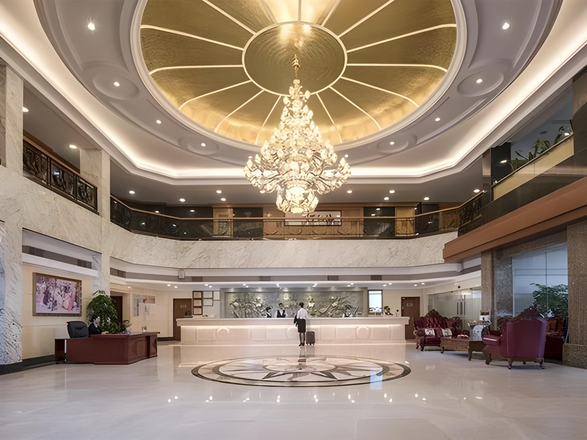 Vienna International Hotel (Foshan Shiwan Hotel) 5/34