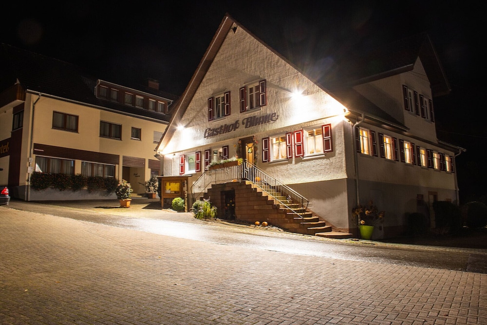 Gasthof Blume 37/50