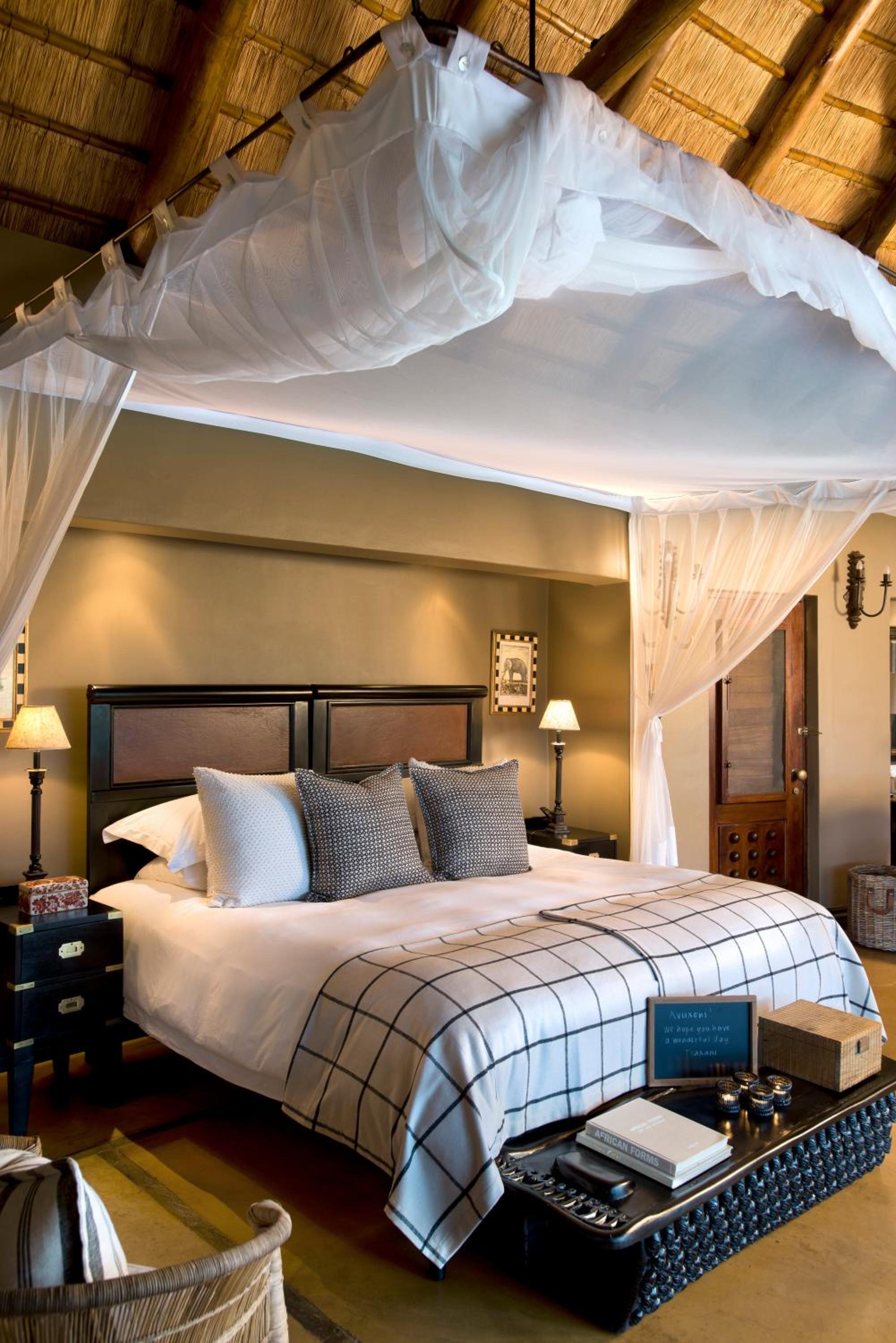 Luxury, Suite