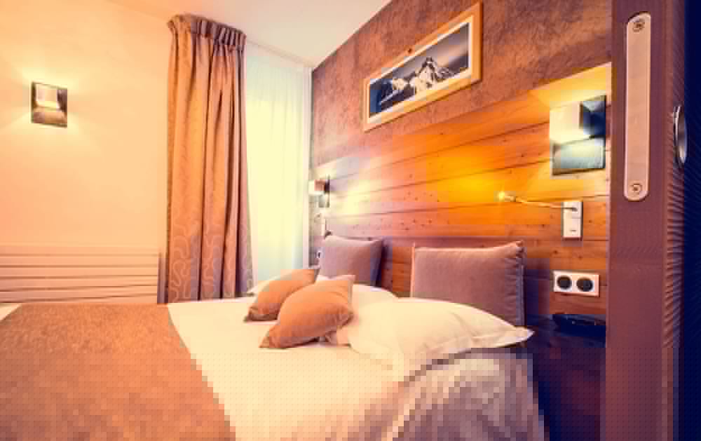Hotel the Originals Des Princes Chambery 48/77