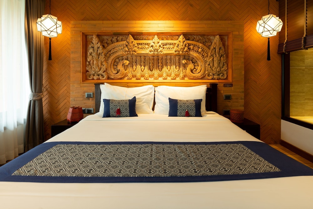 Phor Liang Meun Terracotta Arts Hotel 18/50