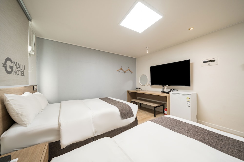 Malu Hotel 13/72