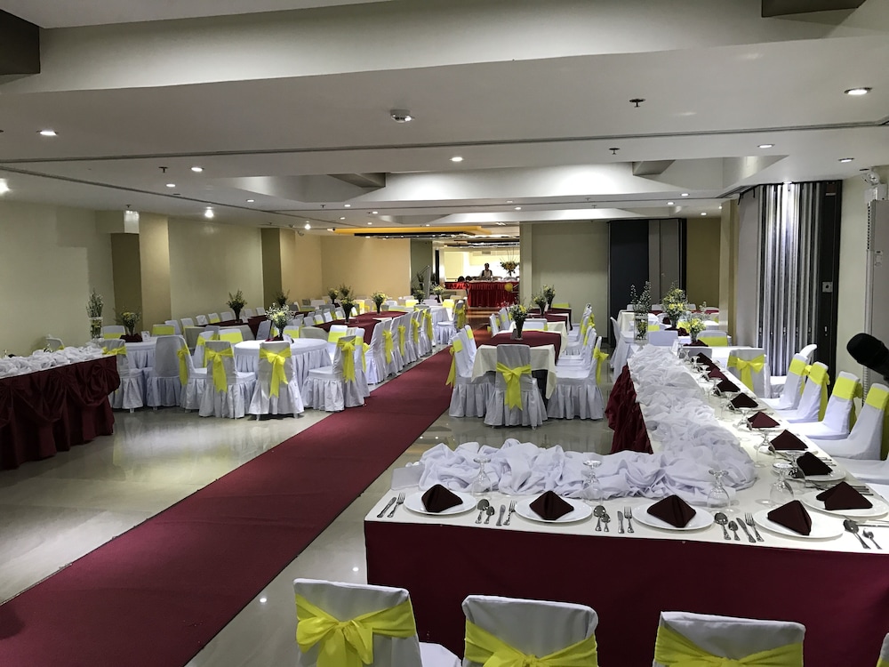 Leope Hotel 39/45