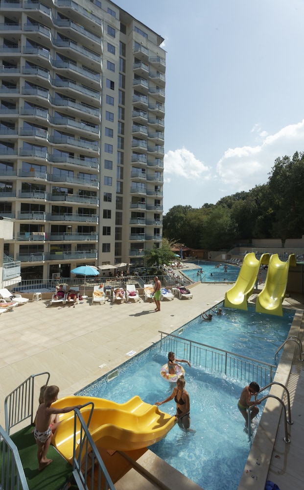 Regina Hotel 26/31