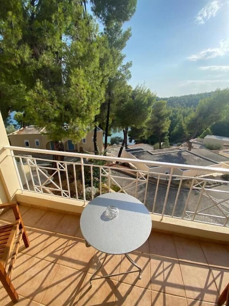 Alonissos Beach Bungalows And Suites Hotel 23/50