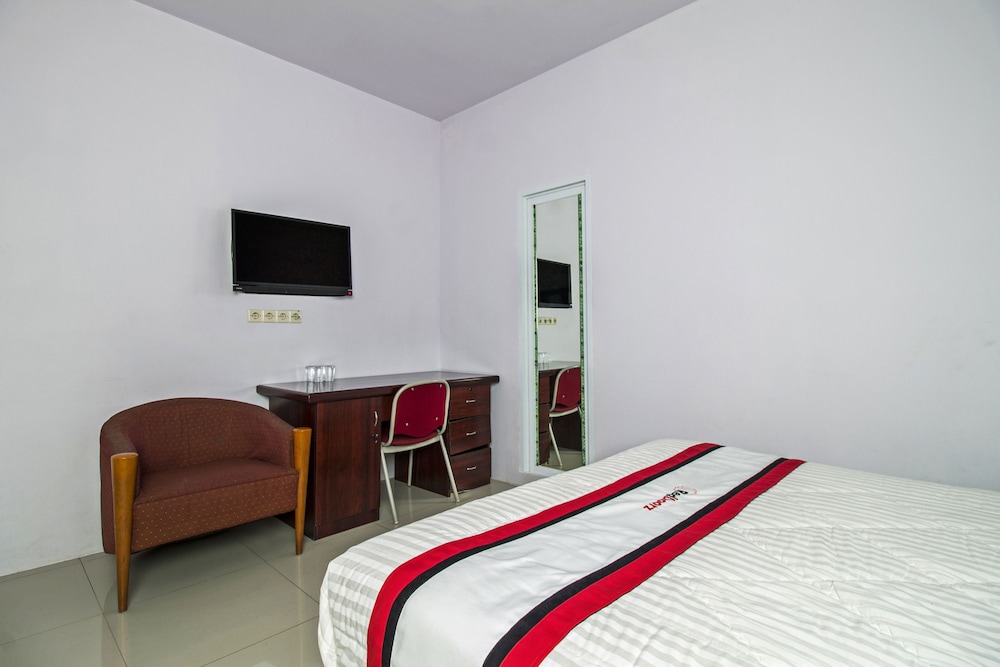 Reddoorz Plus At Guntur Raya Setiabudi 5/22