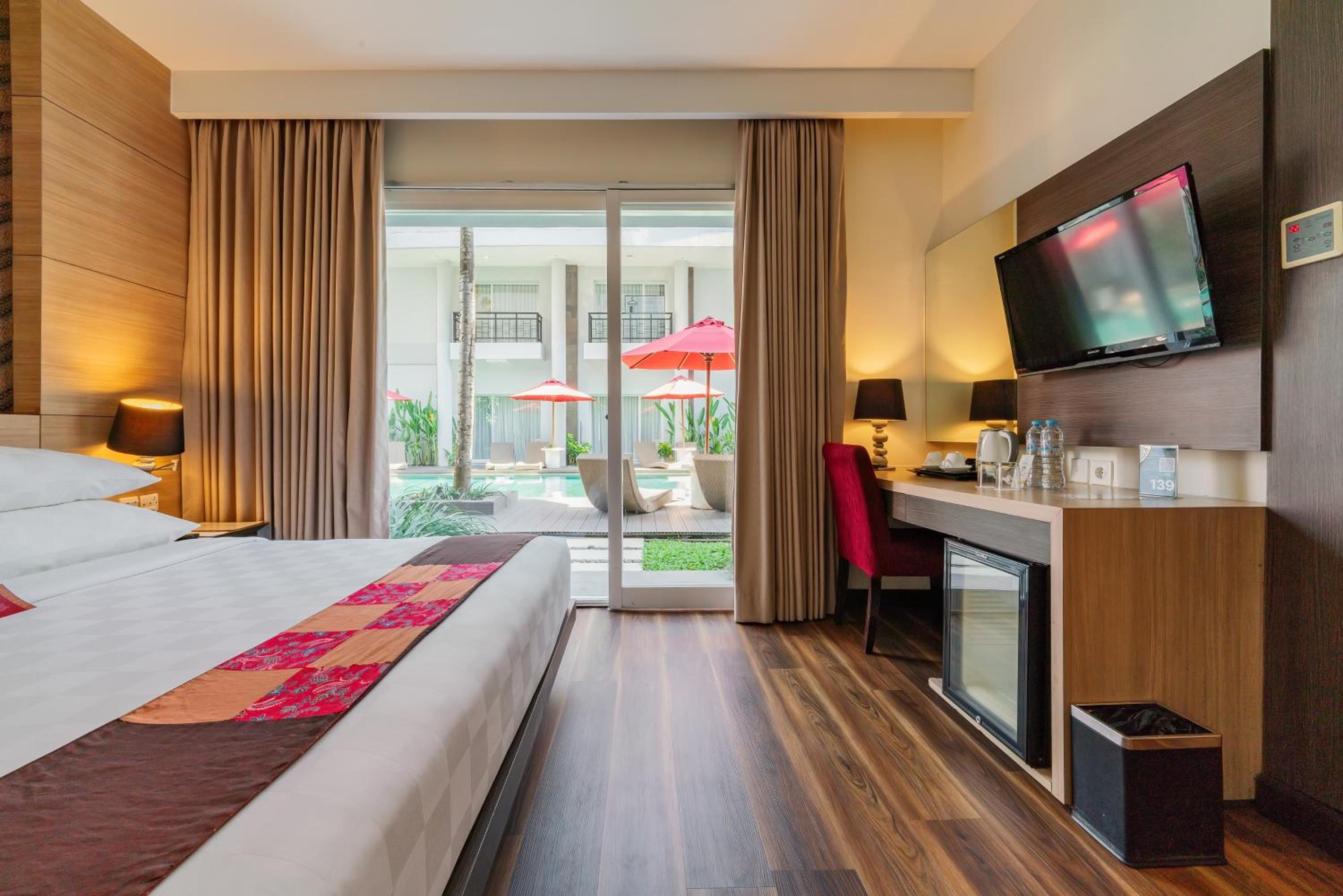 Deluxe, Double or Twin Bed, Pool Terrace