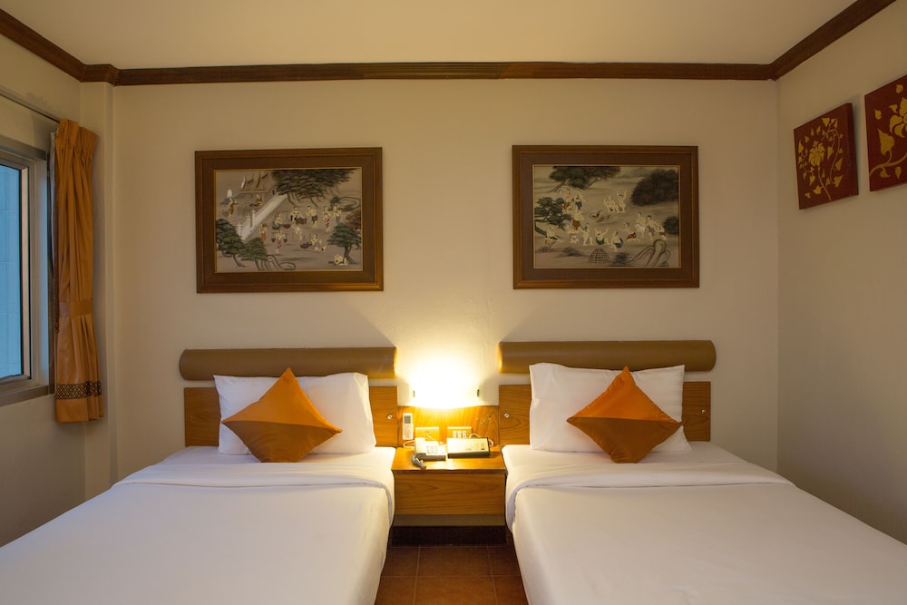 Hotel de Karon 12/61