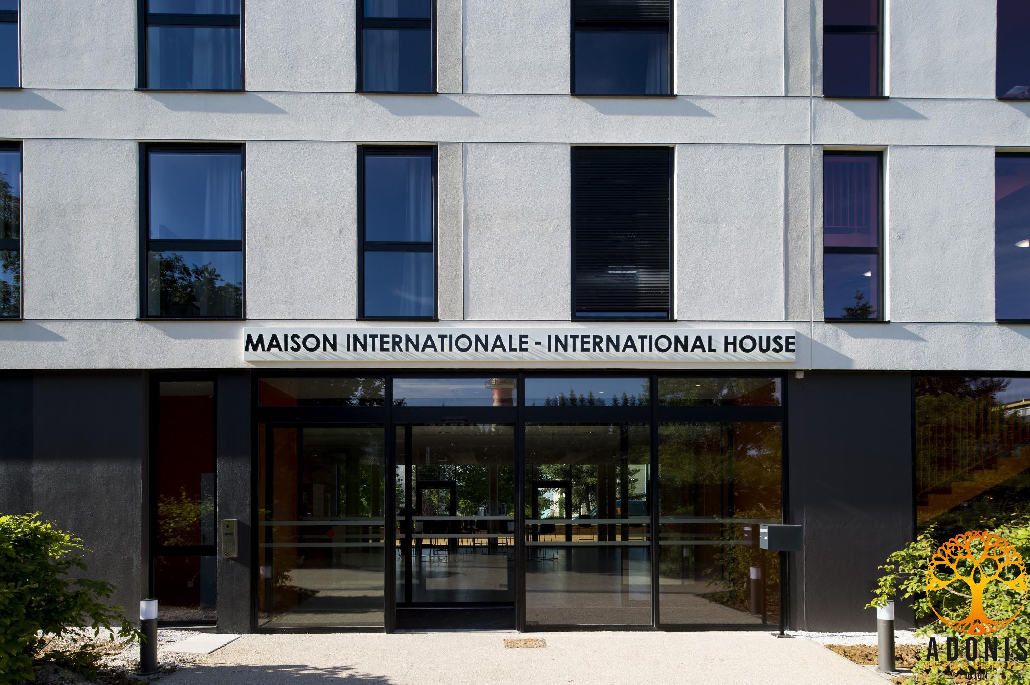 Adonis Dijon Maison Internationale in DIJON