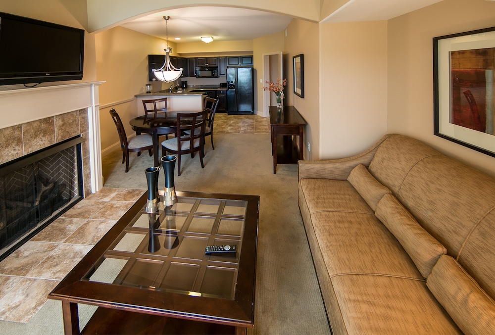1 Bedroom, Suite, Resort View