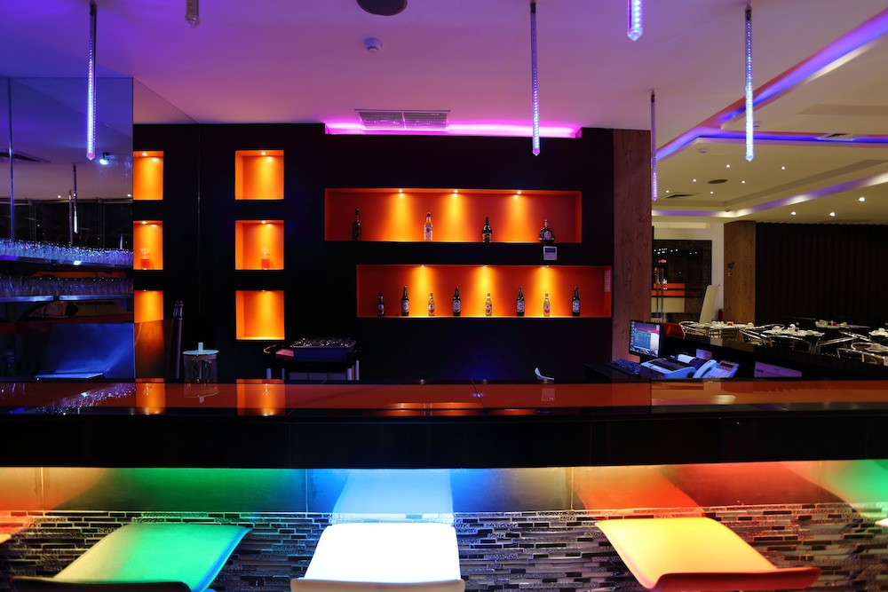 Miyana Hotel 35/59