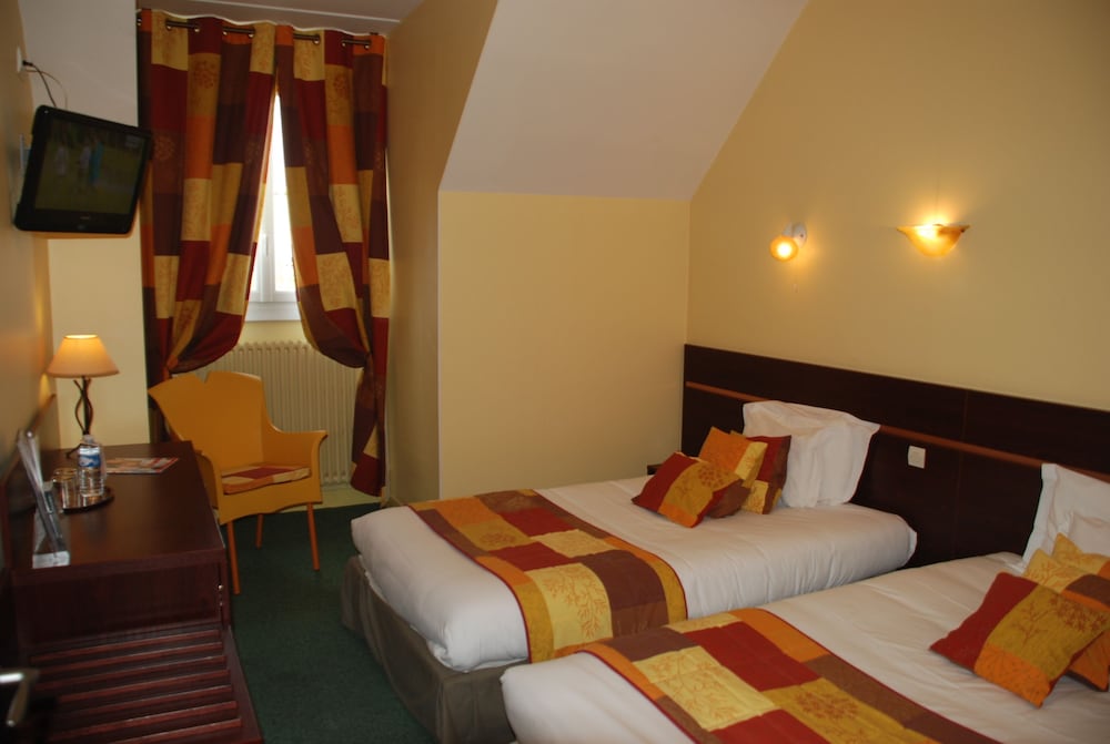 Hotel the Originals Lisieux Cathedrale 5/33