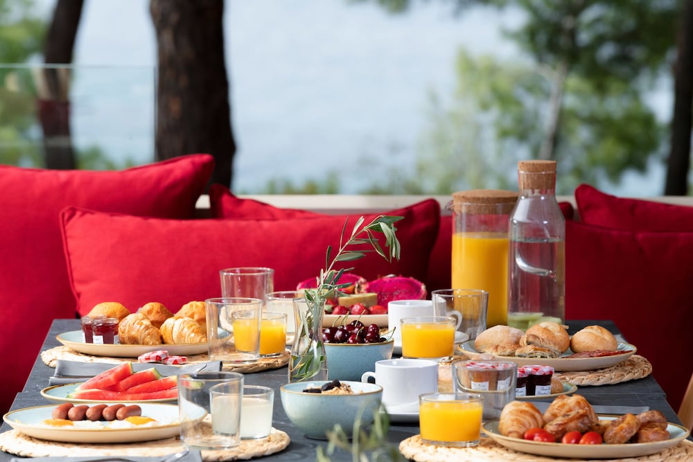 Amantes Villas And Suites 29/50