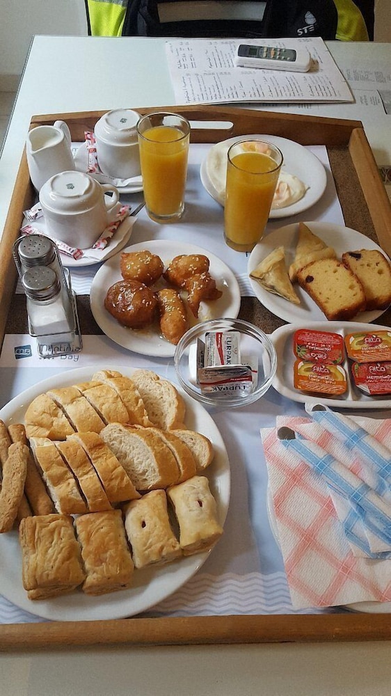 Mantinia Bay Hotel 35/45