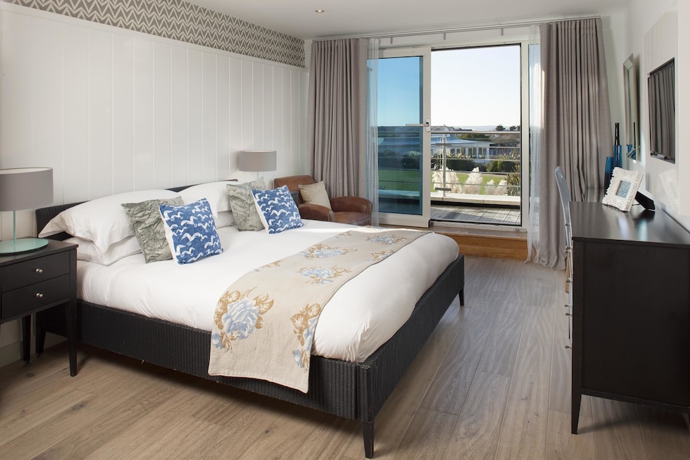 St Moritz Hotel 6/50