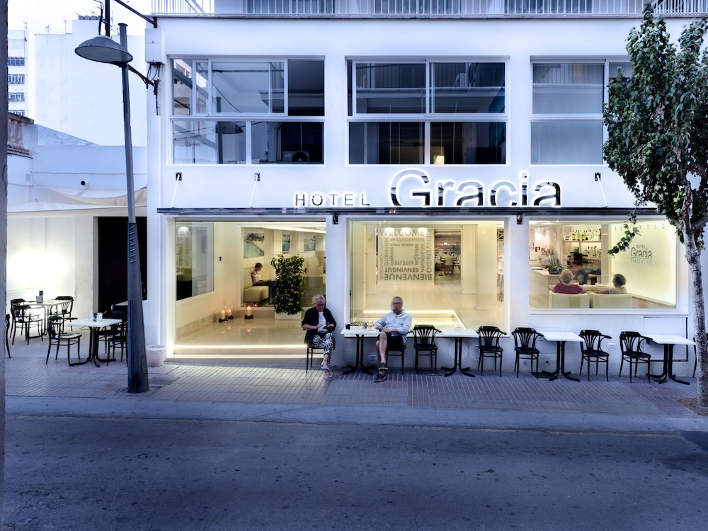 Gracia 1/56