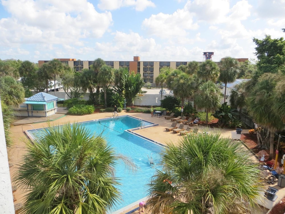 Orlando Movieland Hotel 51/57