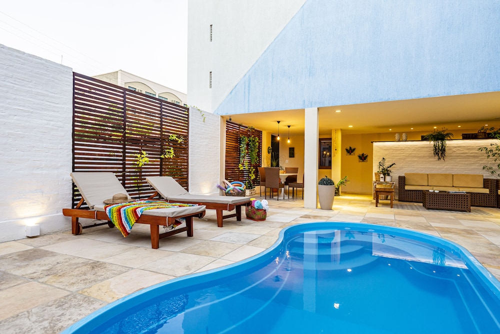 Valencia Hotel Natal 41/63