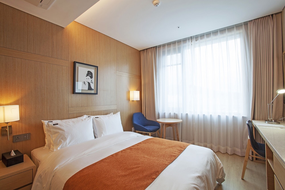 Hotel Lacky Gwangyang 19/62
