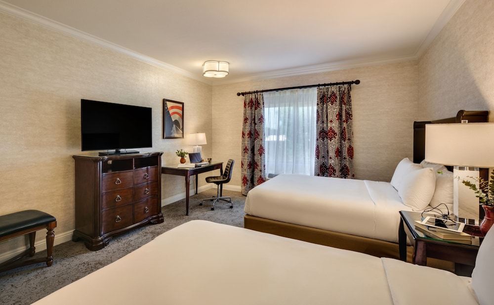 Ayres Hotel Suites Costa Mesa Newport Beach 12/50