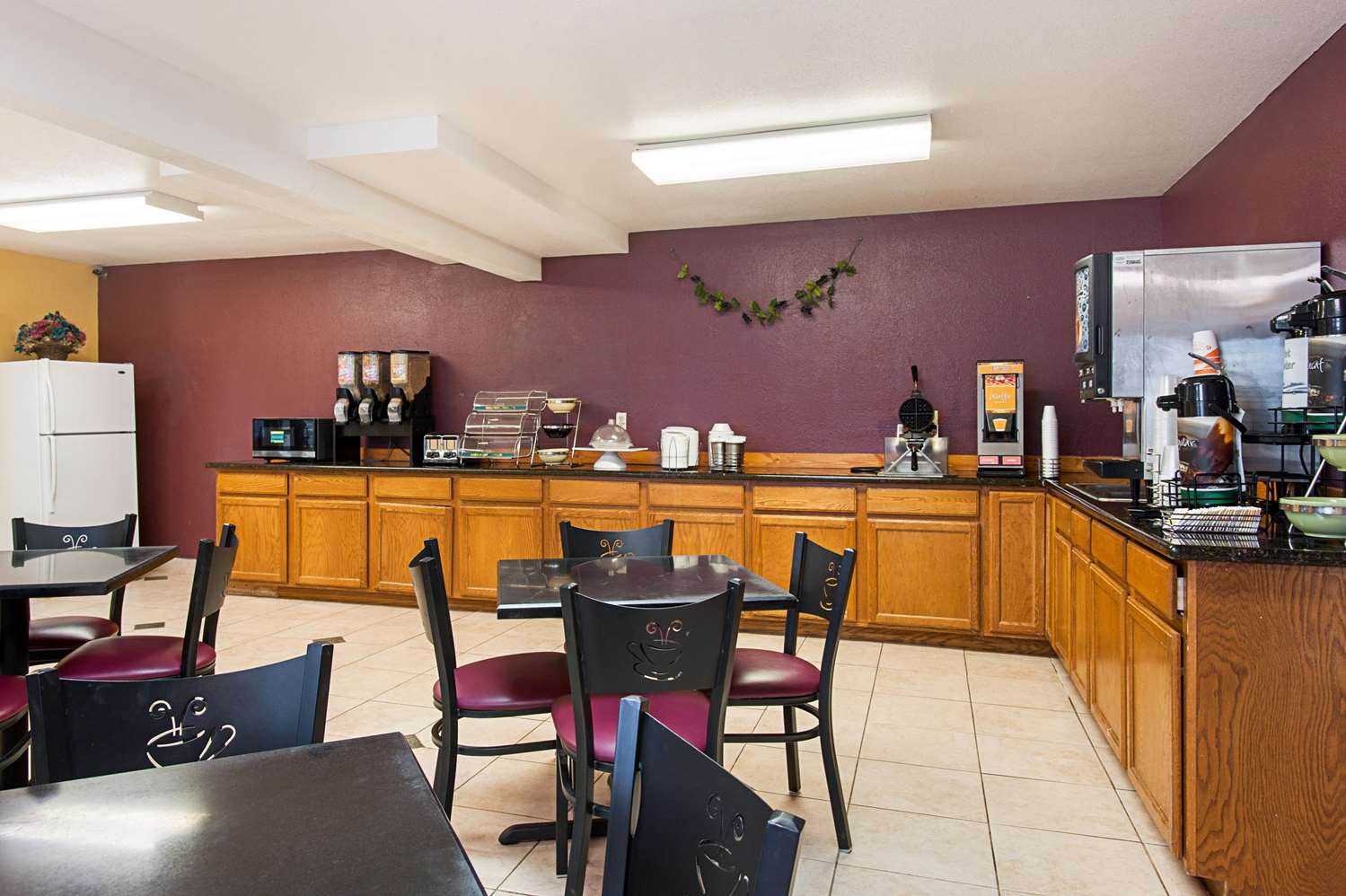 Rodeway Inn & Suites Blanding 16/20