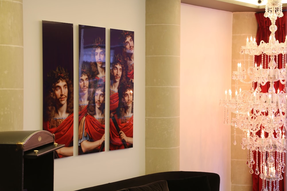 Hotel Moliere 36/71