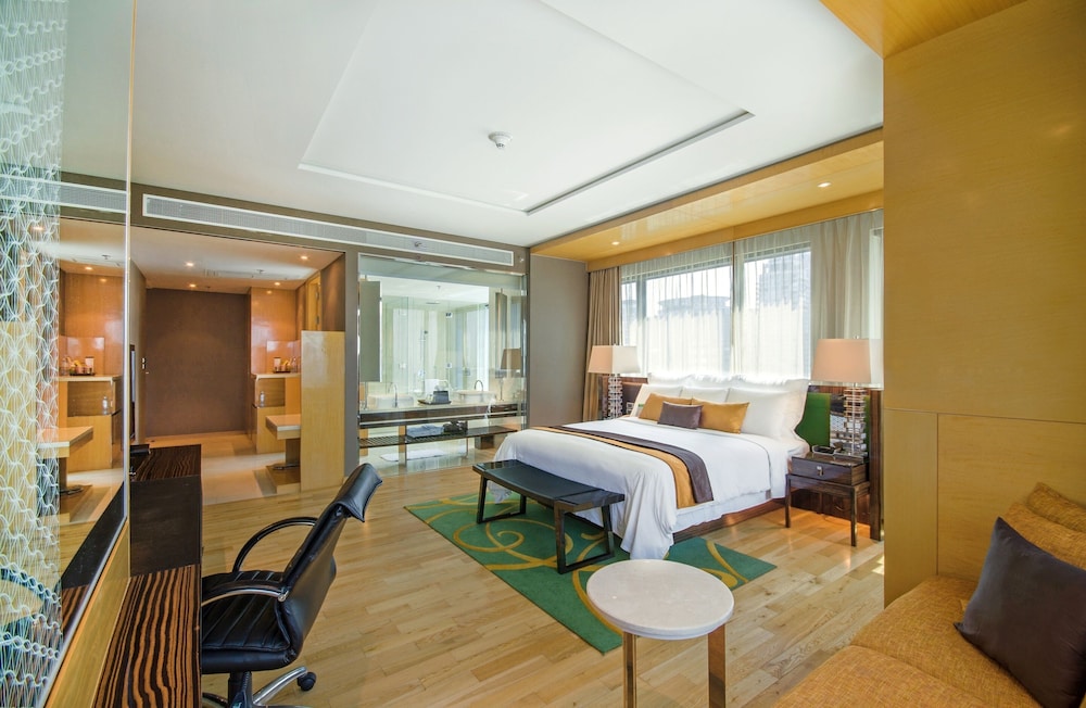 Renaissance Bangkok Ratchaprasong Hotel 11/52