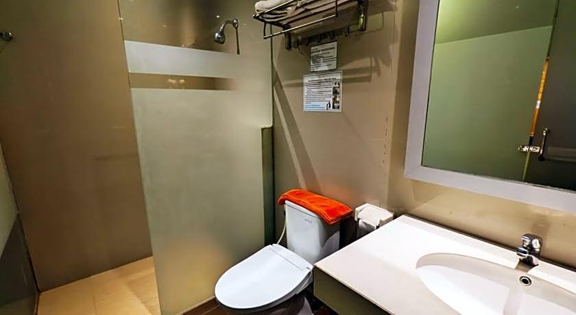 Odaita Hotel 45/46