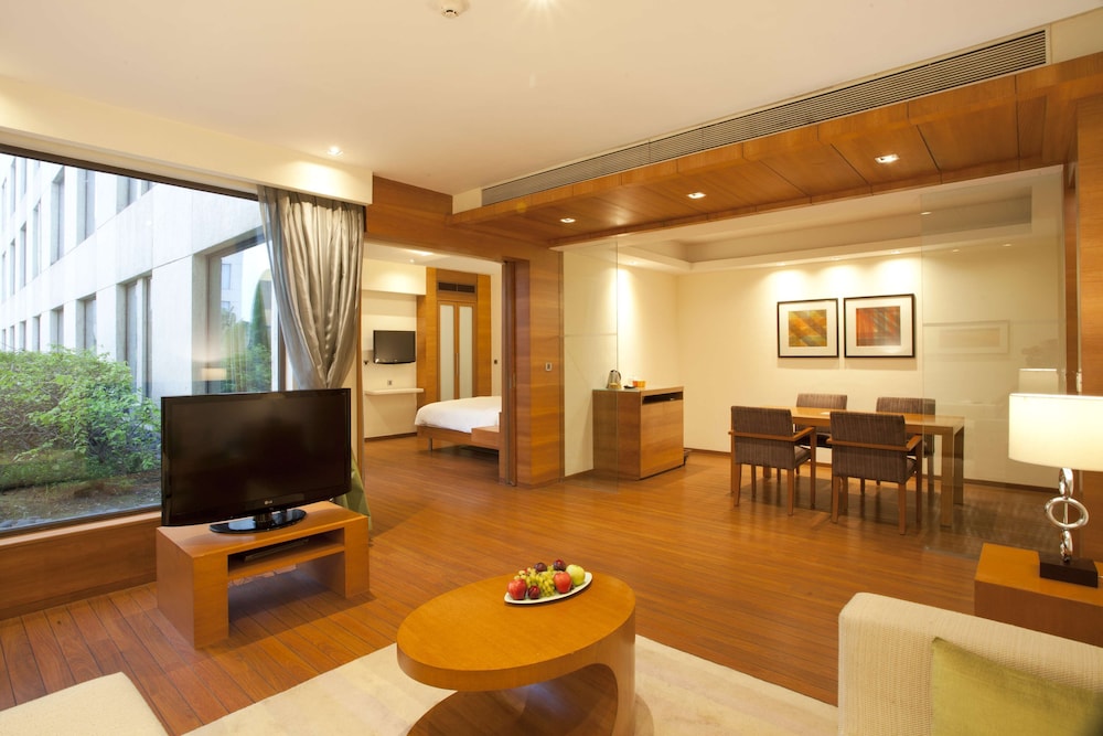 Hyatt Pune 50/70