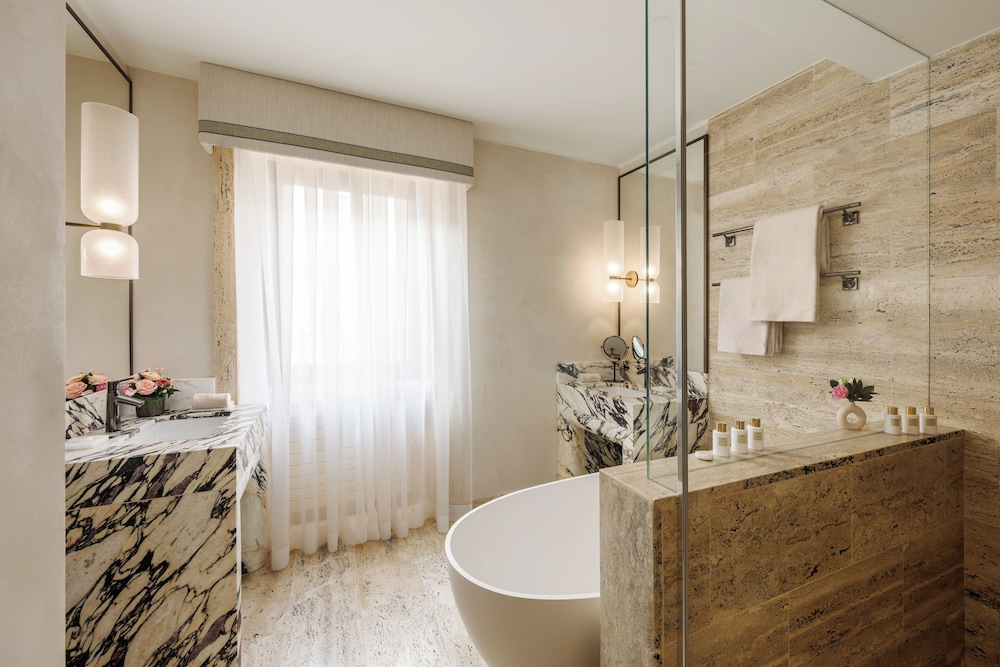Park Hyatt Milano Hotel 92/93