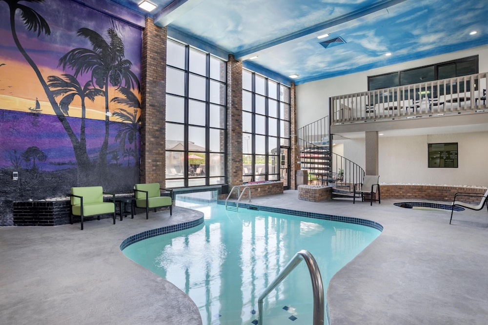 SureStay Plus By Best Western Greenwood 21/50