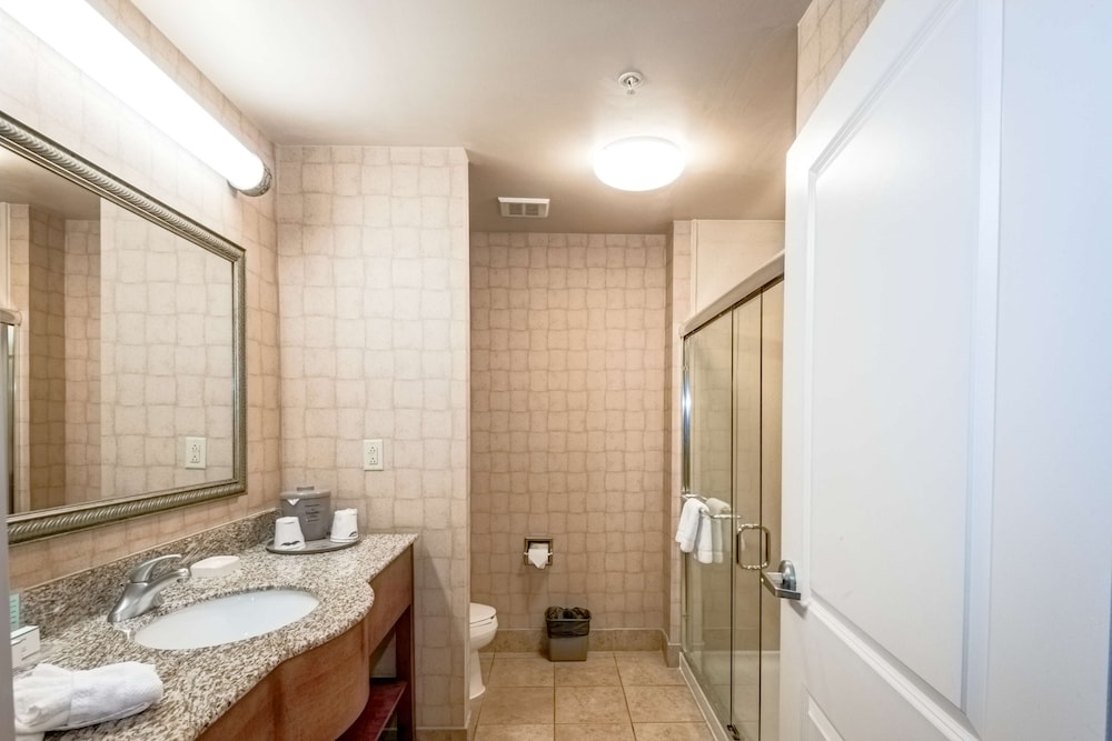 Hampton Inn Montgomery-South-Airport 8/53