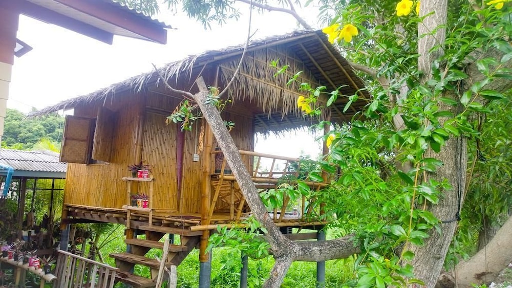Cast Away Homestay 7/50