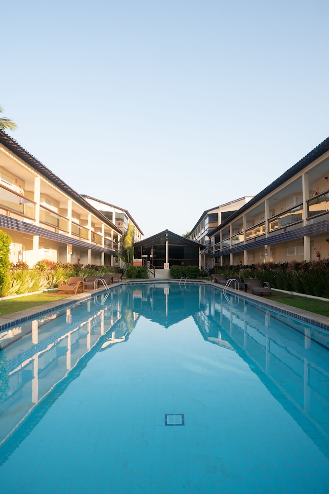 Croa Mares Hotel 44/60