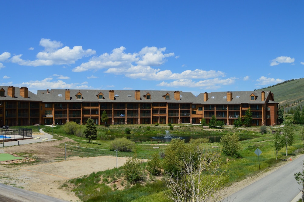 Inn at SilverCreek 3/75