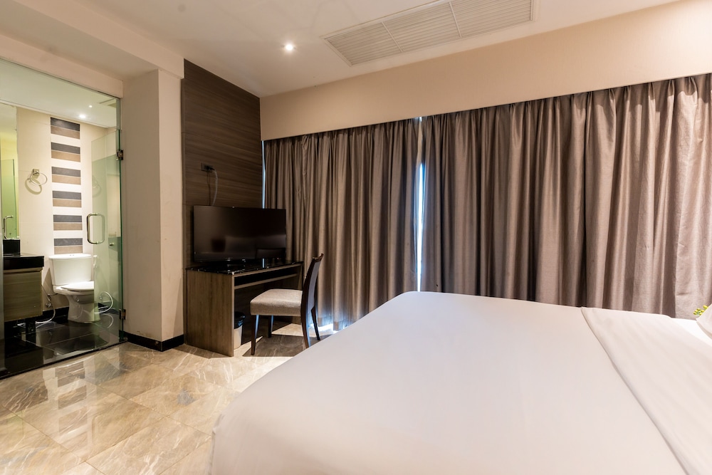 Sukhothai Hotel and Residence Ratchada 34/61